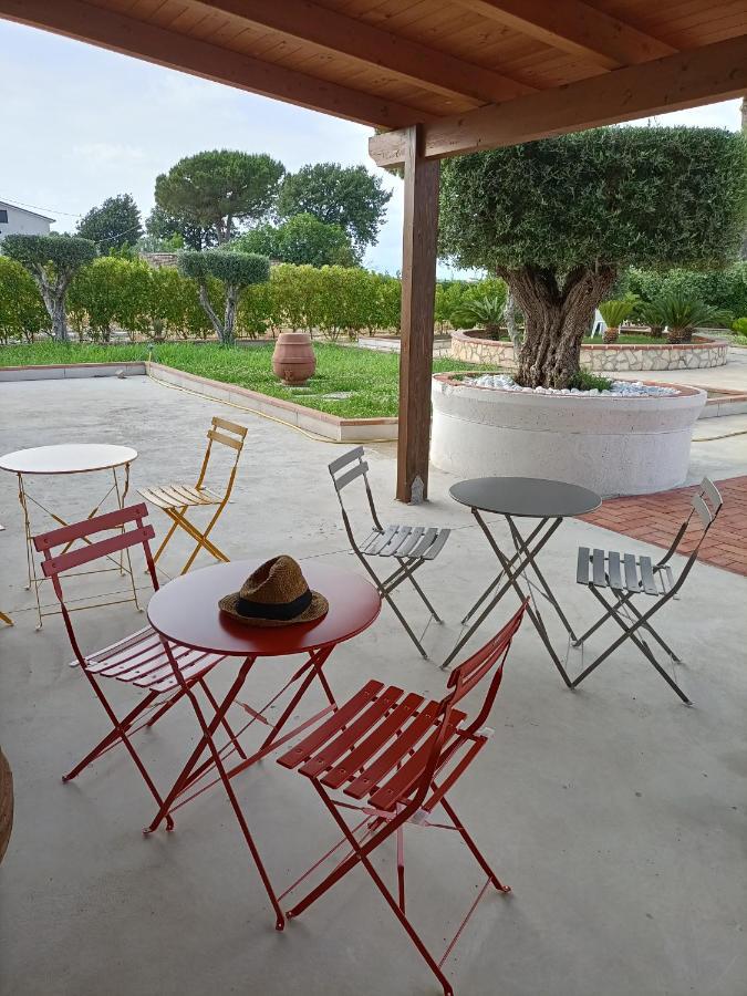 La Ricarda Dimora Di Campagna Bed & Breakfast Paestum Dış mekan fotoğraf
